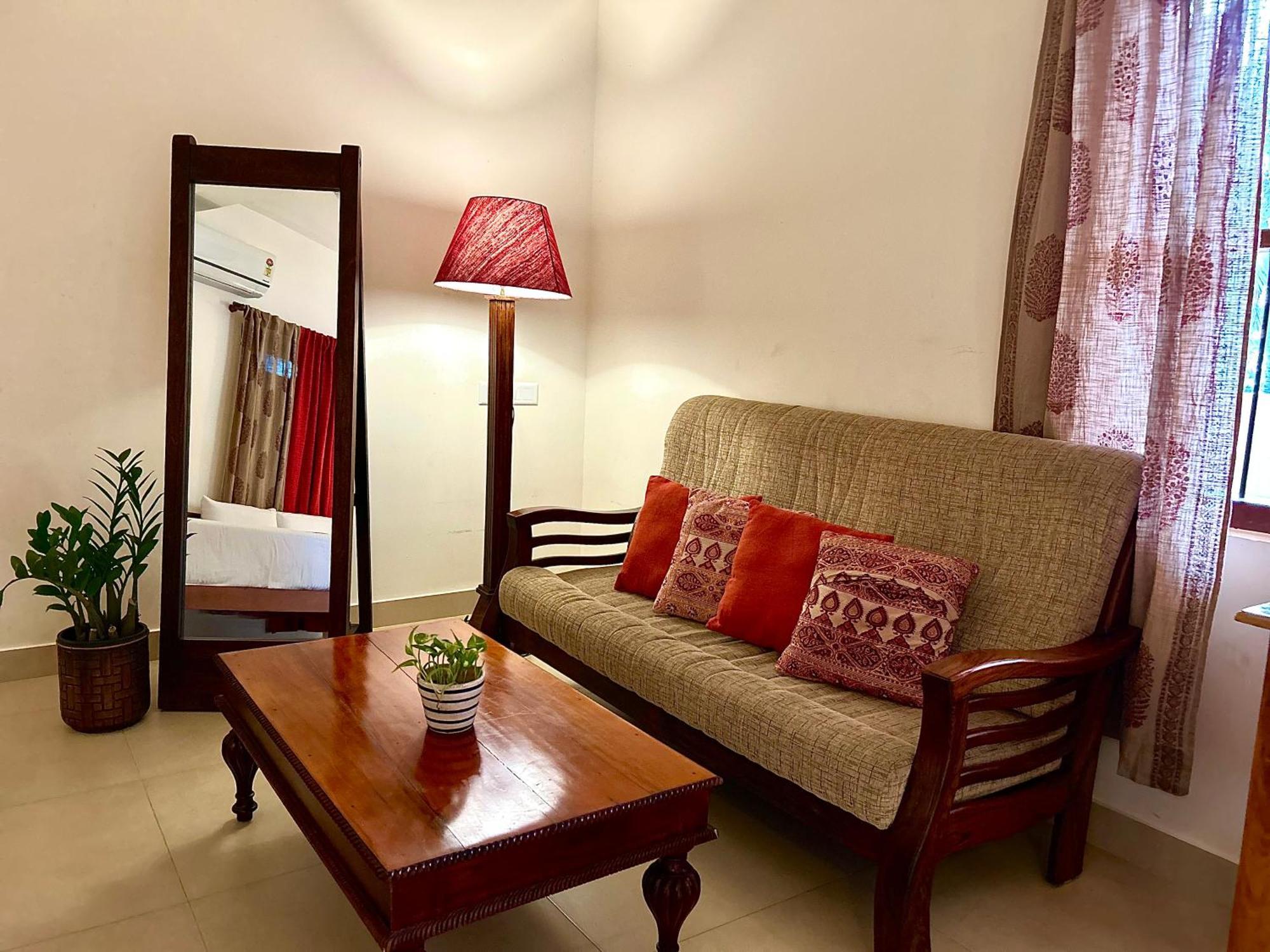 Santa Maria, Trivandrum - An Airport Boutique By The Sea Bed & Breakfast Thiruvananthapuram ภายนอก รูปภาพ